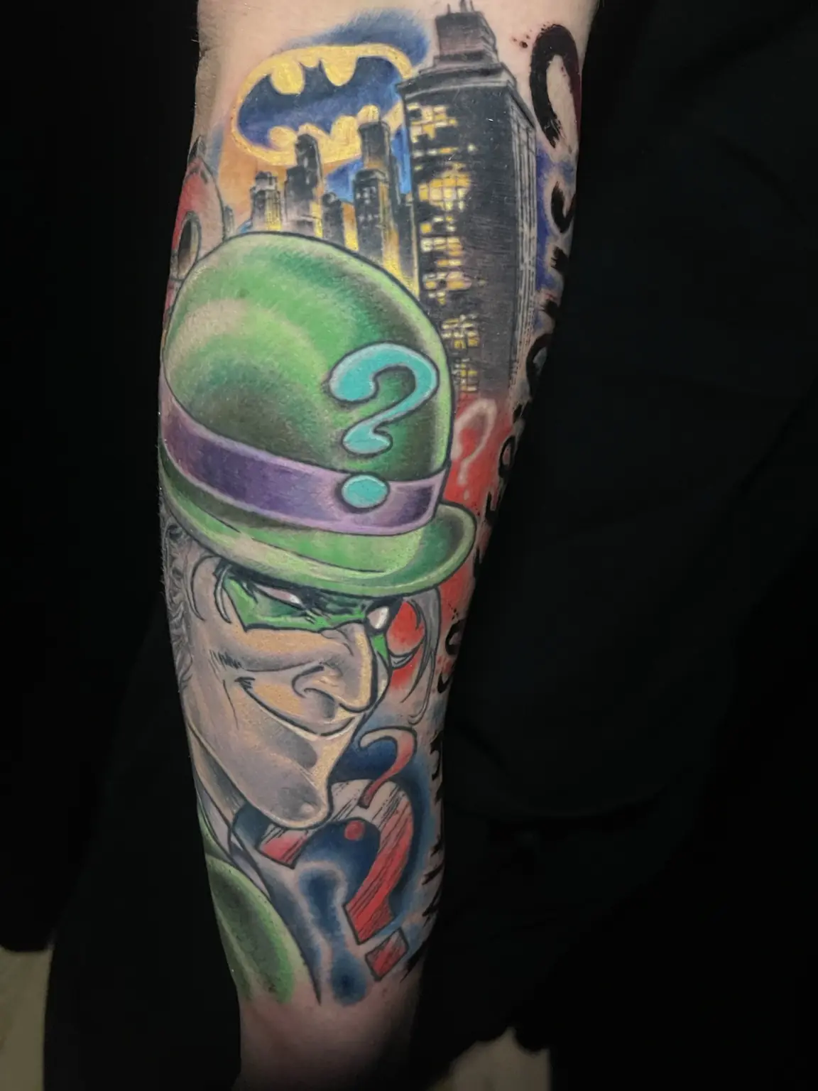 Full-color Riddler and Gotham City tattoo by Keith